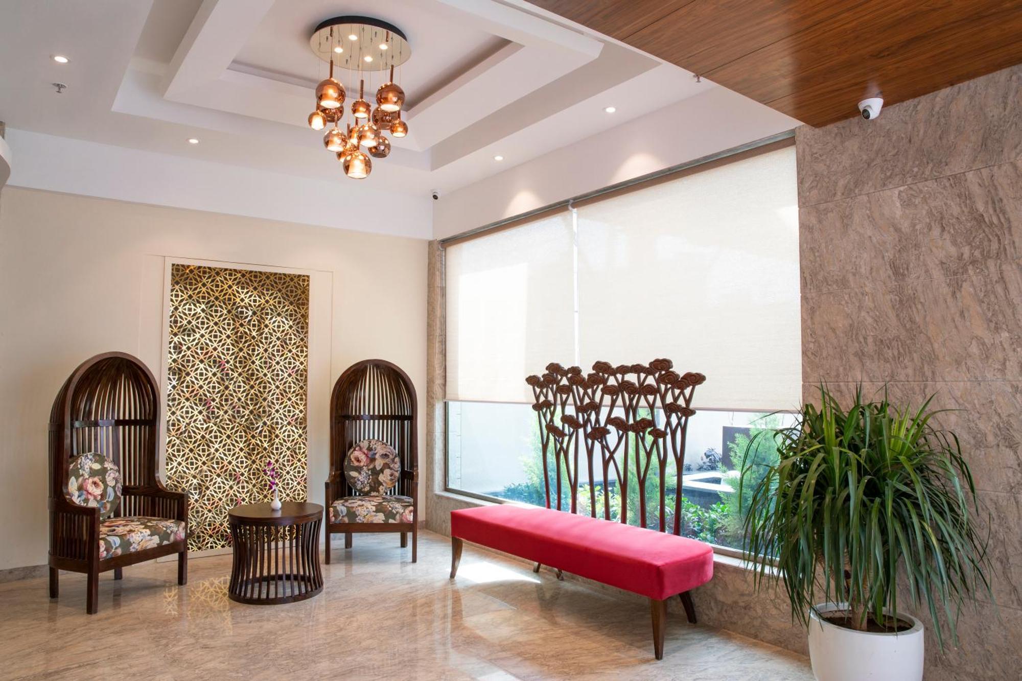 Regenta Central Cassia Zirakpur Chandigarh Esterno foto